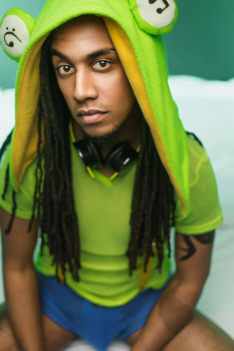 Cosplay by Darien D. Hester | Photo by Elysiam Entertainment